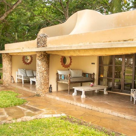 Eleven Pearl Boutique Hotel & Spa Diani Beach Εξωτερικό φωτογραφία